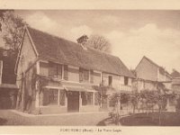 Grande rue  "Le Vieux Logis"